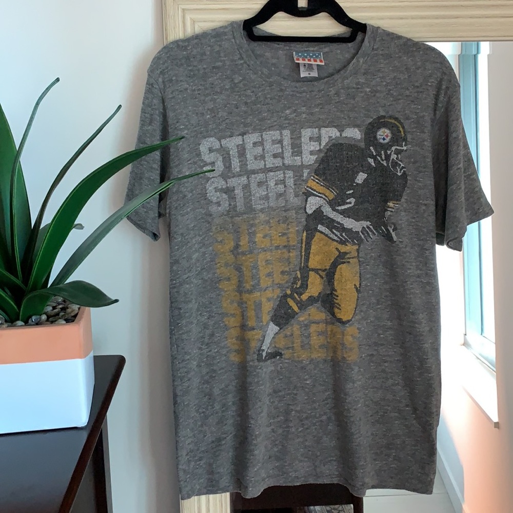 JUNK FOOD CLOTHING gray pittsburgh steelers short sleeve t-shirt (size small) ✨